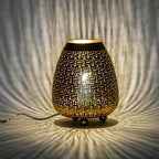 Lampada da Tavolo Artigianale in Metallo Intarsiata Oro 20x20x25cm INDIA WORLD